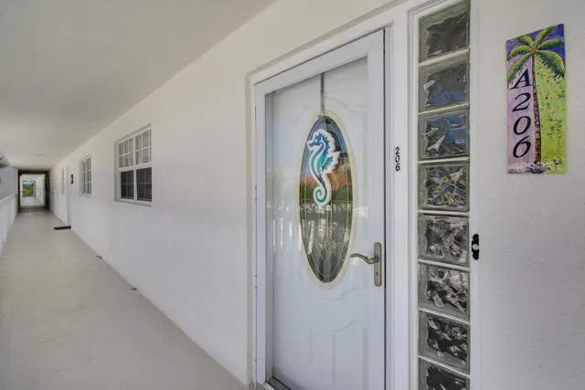Residence photo 20