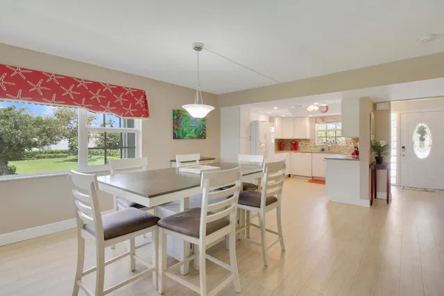 Residence photo 30