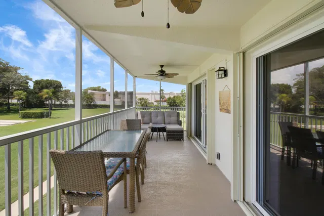 Residence photo 48
