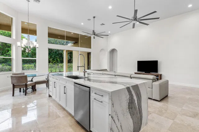 Mizner Country Club Residence photo 14