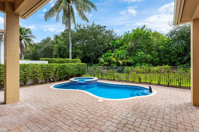 Mizner Country Club Residence photo 33
