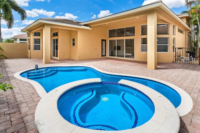 Mizner Country Club Residence photo 35