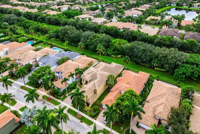 Mizner Country Club Residence photo 49