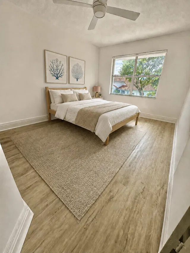 Residence photo 16