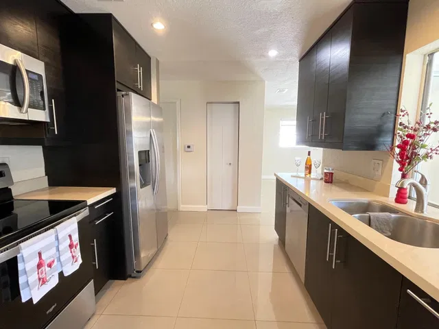 Residence photo 11