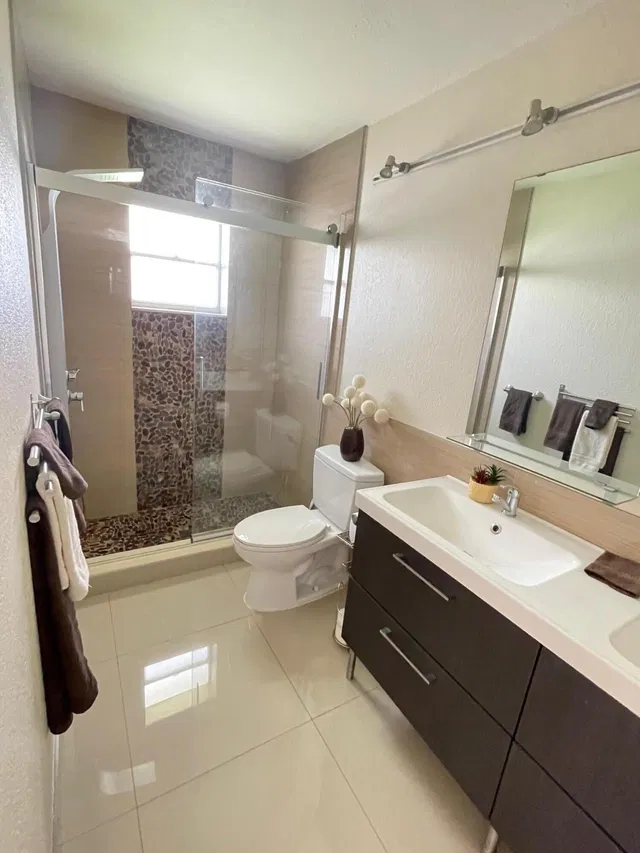 Residence photo 14