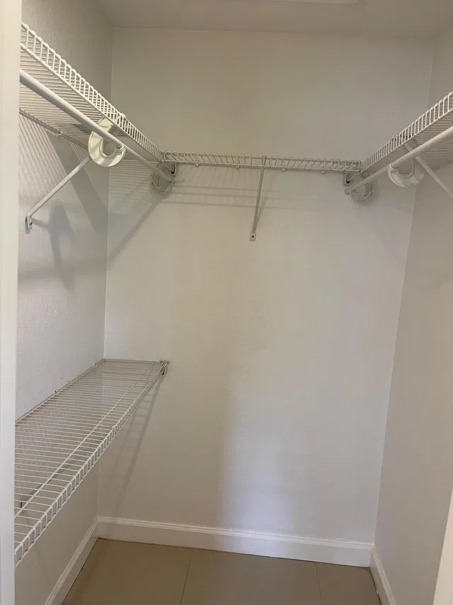 Residence photo 22