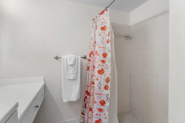 Unit 14203 photo 19