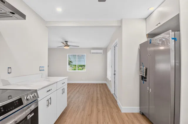  Residence photo 9