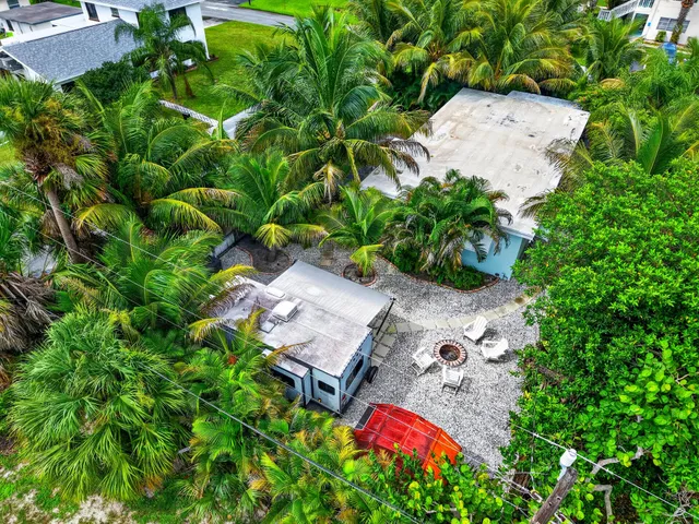  Residence photo 24