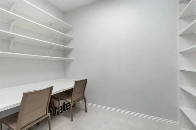 Residence photo 34
