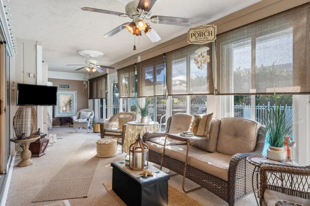 Rocky Point Residence photo 38