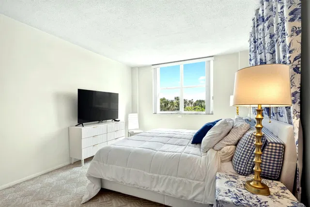 South Palm Beach Unit 3070 photo 21