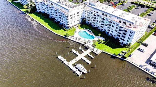 South Palm Beach Unit 3070 photo 31
