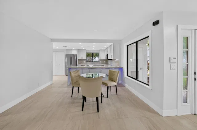  Unit 13501 photo 10