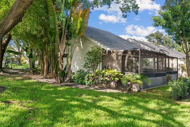 PGA National Palm Beach Gardens Residence photo 36