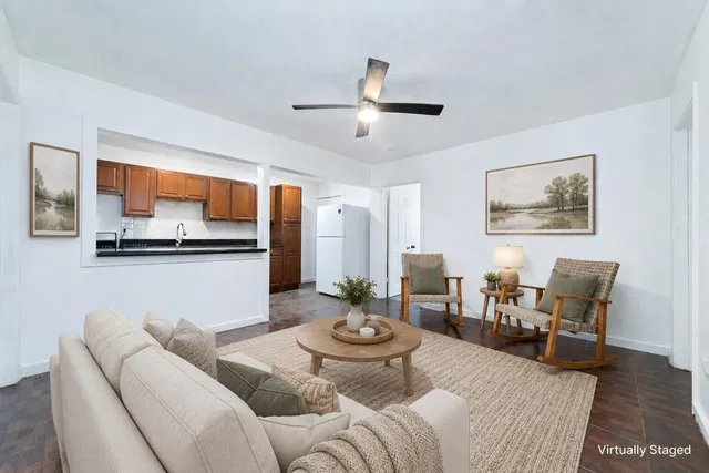 Residence photo 3