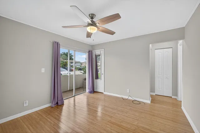  Residence photo 15