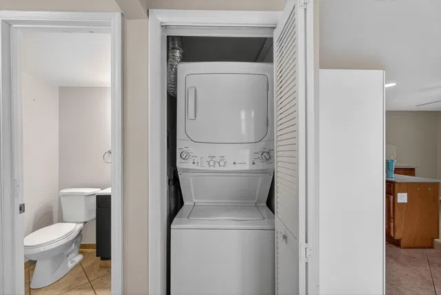  Residence photo 24