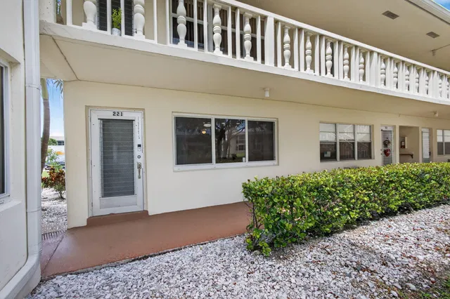  Residence photo 28