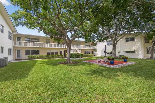  Residence photo 34
