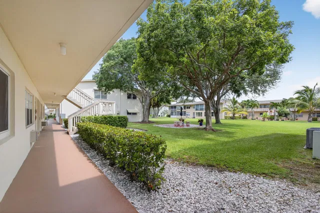  Residence photo 35