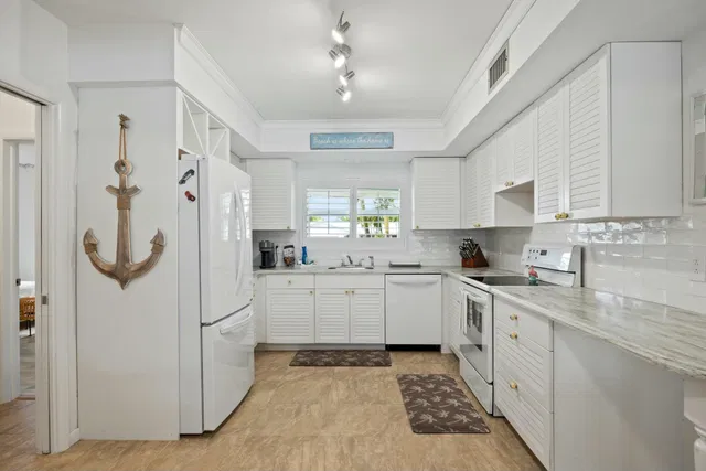 Residence photo 9