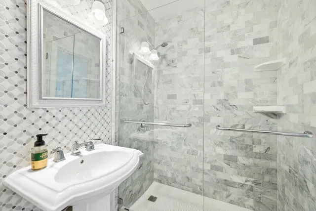 Residence photo 14