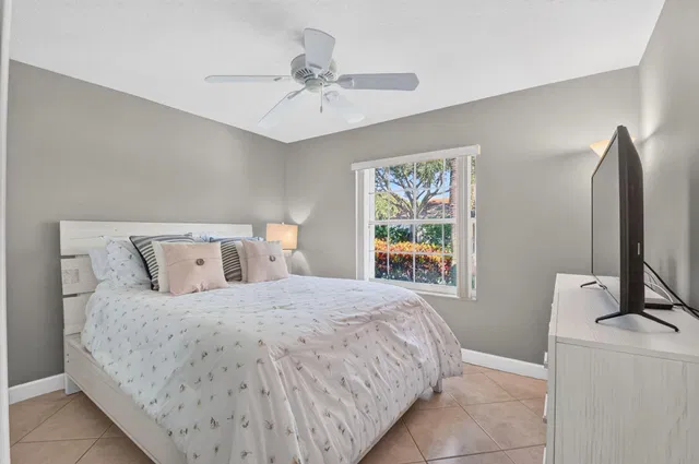  Residence photo 14