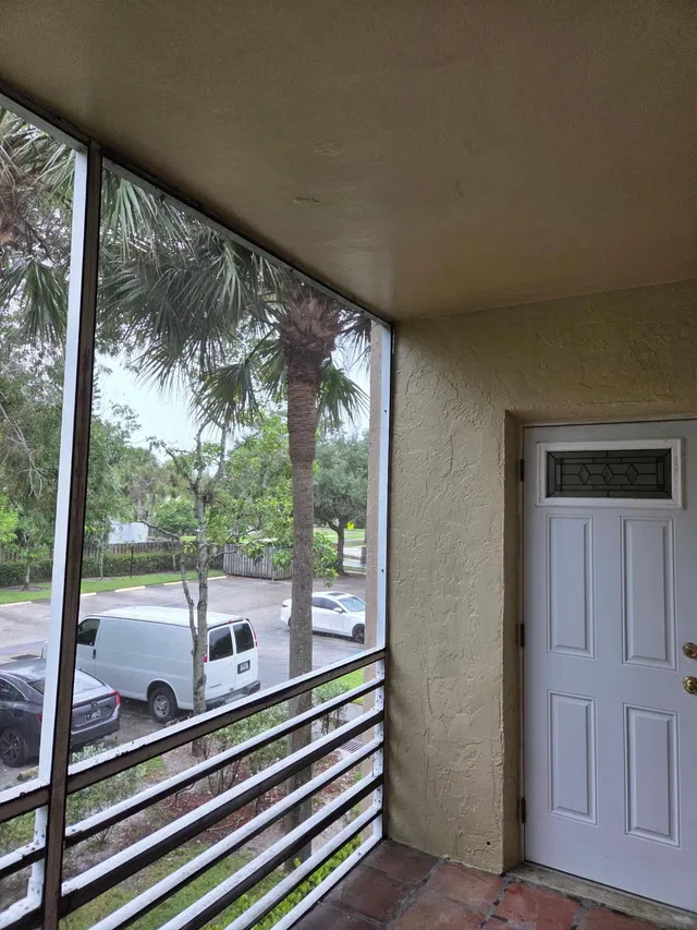 Unit 215 photo 15
