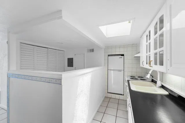 Residence photo 6