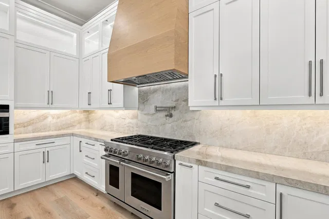  Residence photo 15