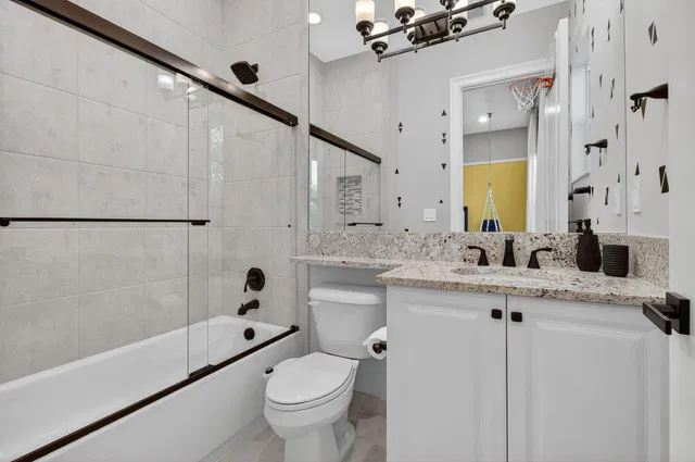 Residence photo 30