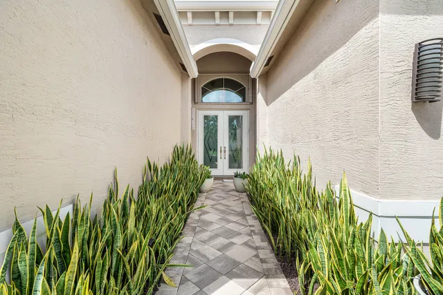 Residence photo 4