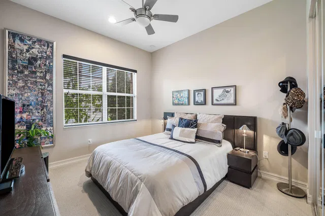 Residence photo 28