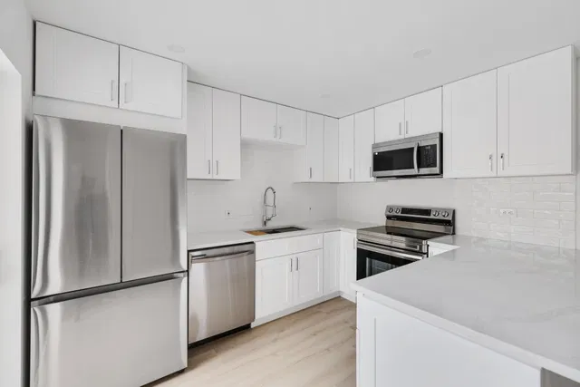 Residence photo 8