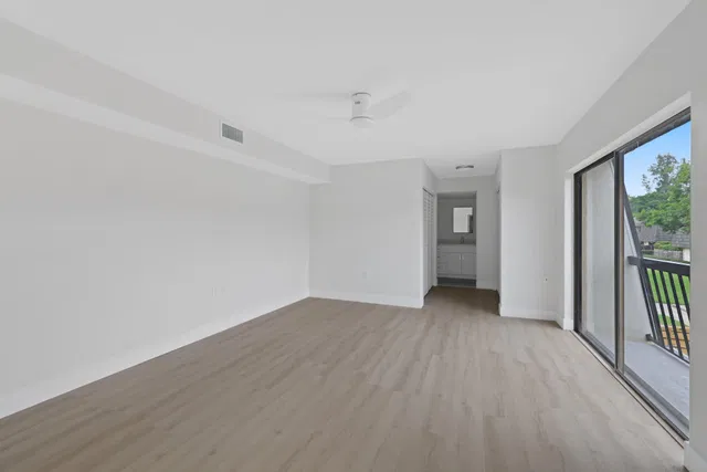 Residence photo 20