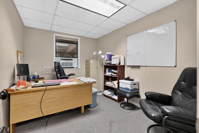 Residence photo 49