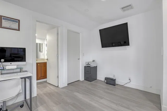Residence photo 28