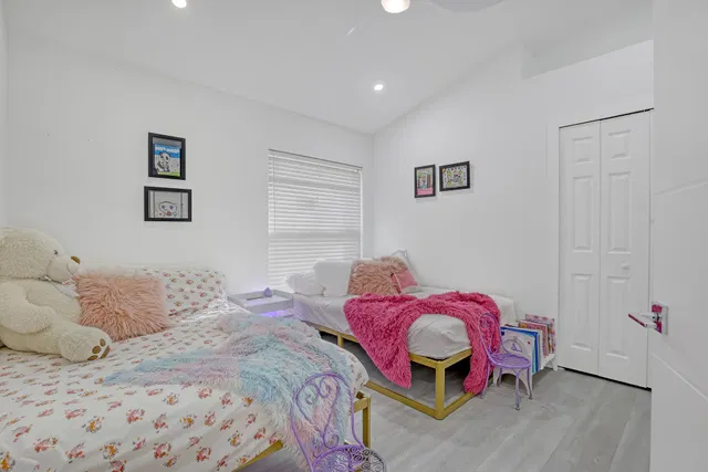 Residence photo 34