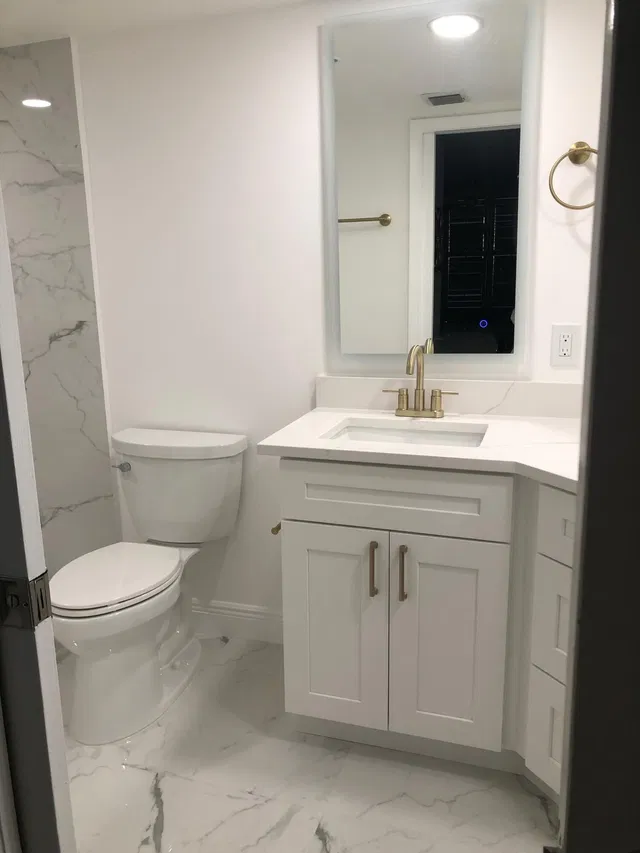 Unit 301 photo 21