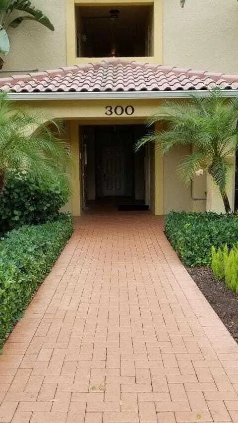  Unit 103 photo 20