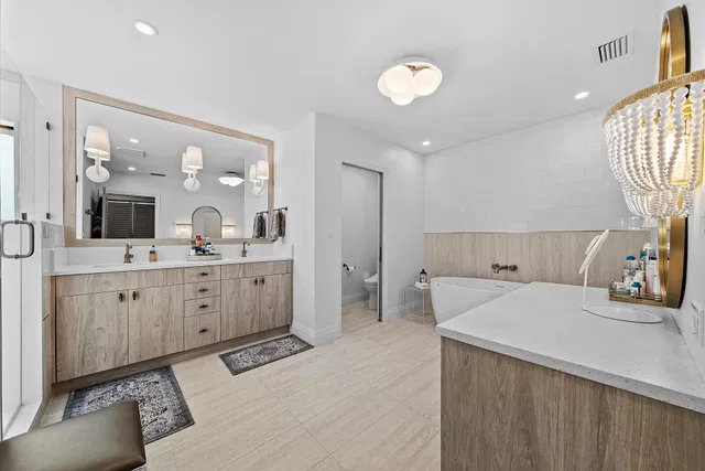 Residence photo 36
