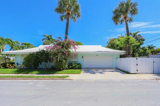 Residence photo 5