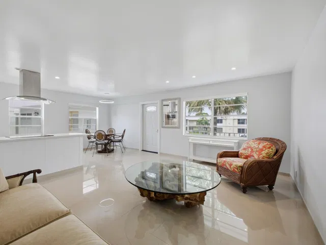 Residence photo 9