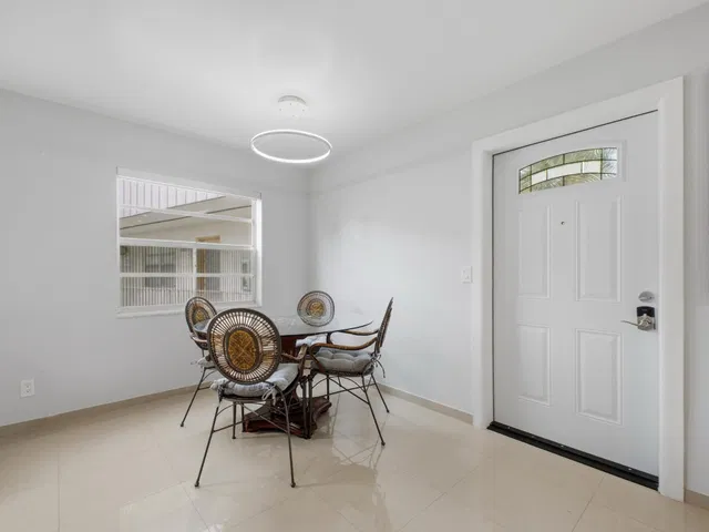 Residence photo 28