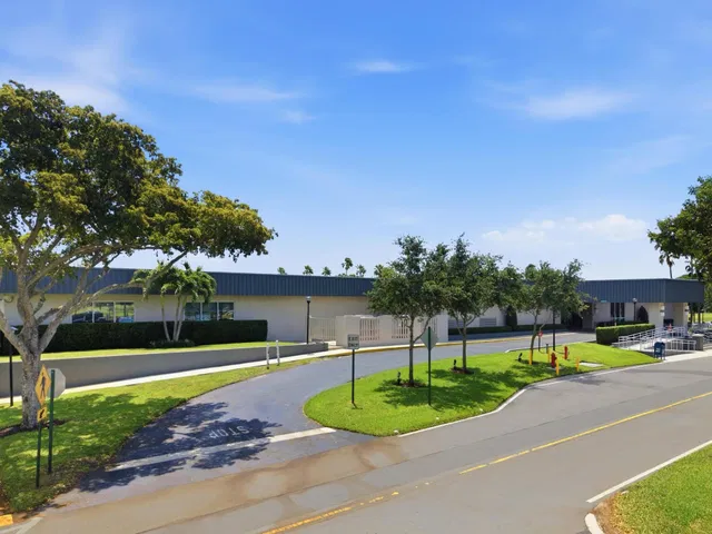 Residence photo 41