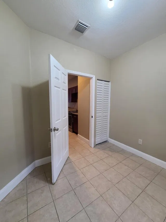 Residence photo 9