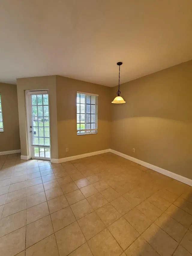 Residence photo 10