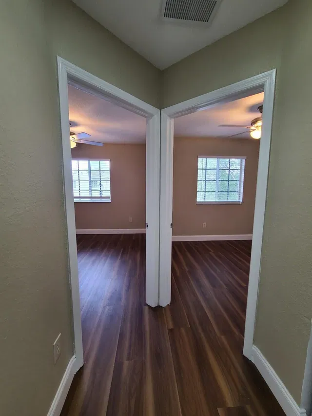 Residence photo 17